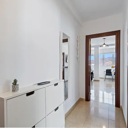 3 Bedroom Near Centre Apartment Malaga